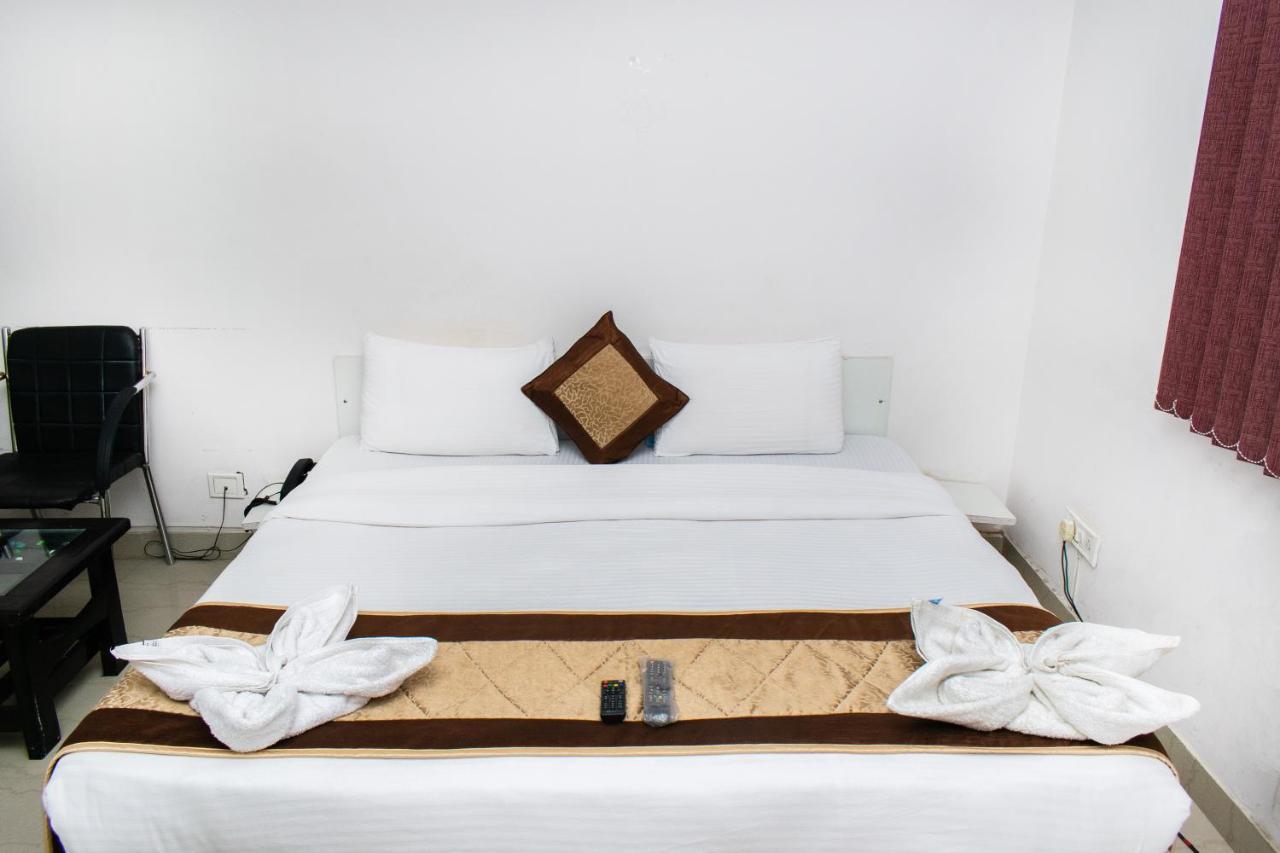 The Radiance Suites And Apartment New Delhi Luaran gambar