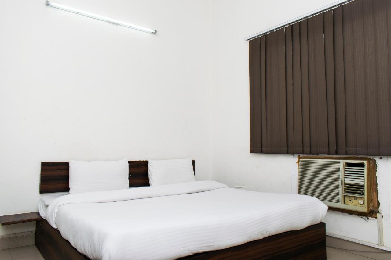 The Radiance Suites And Apartment New Delhi Luaran gambar